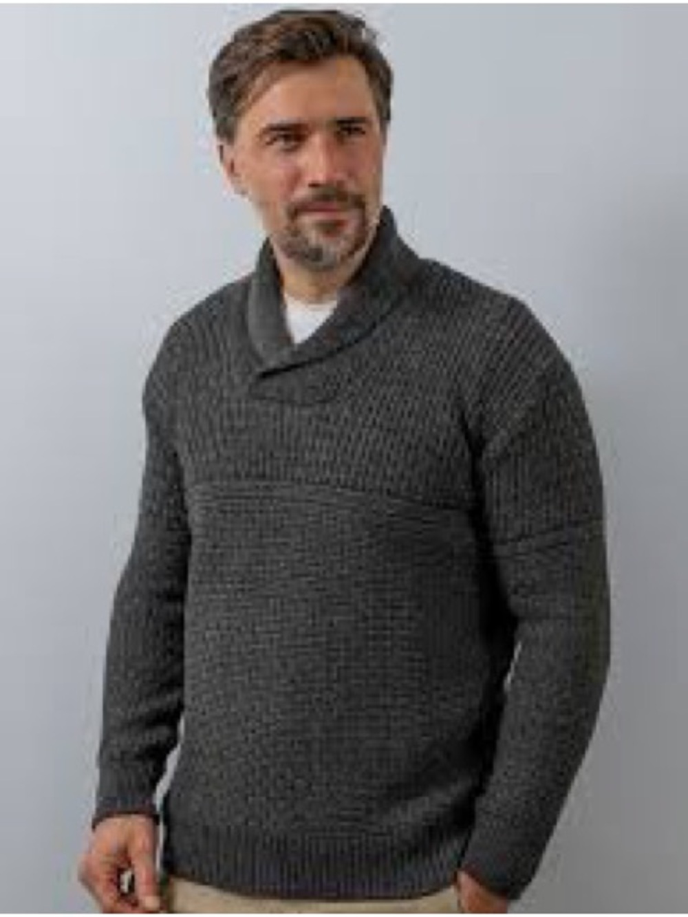 Cabela's Men's Heathered Tan / Olive  V-Neck Sweater- copy